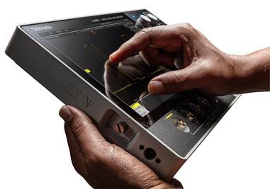 Tektronix 2系列MSO混合信号示波器